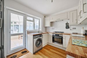 Kitchen- click for photo gallery